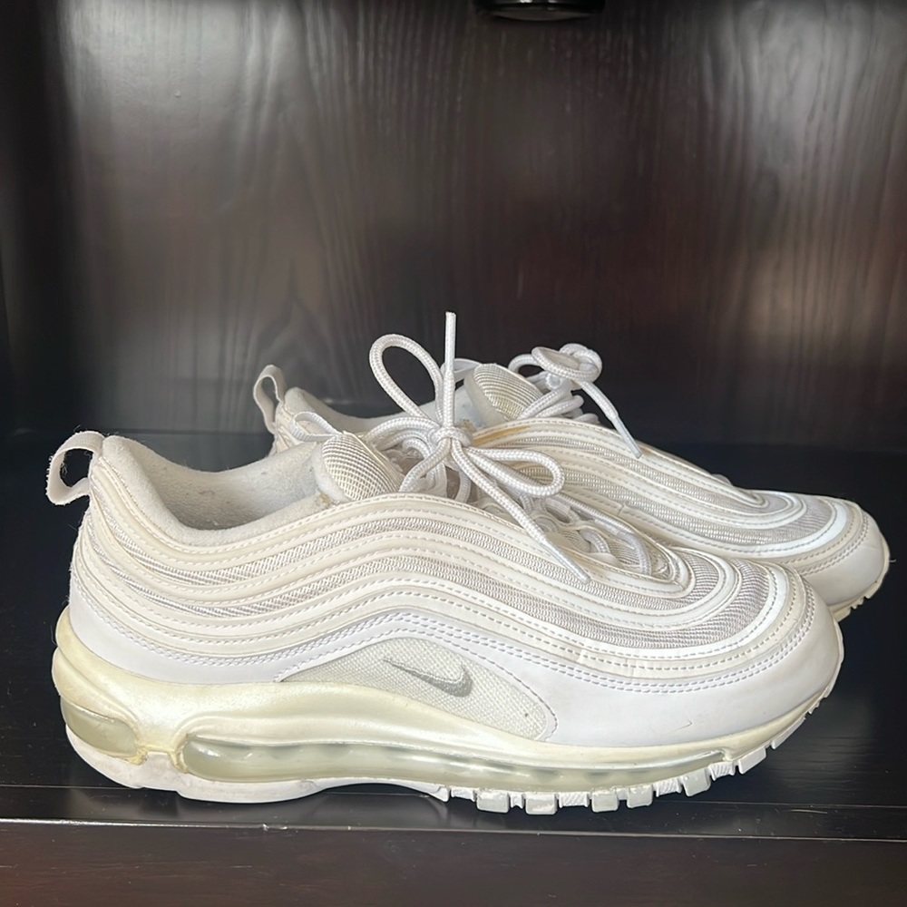Nike Air Max Women’s 9 tennis shoes